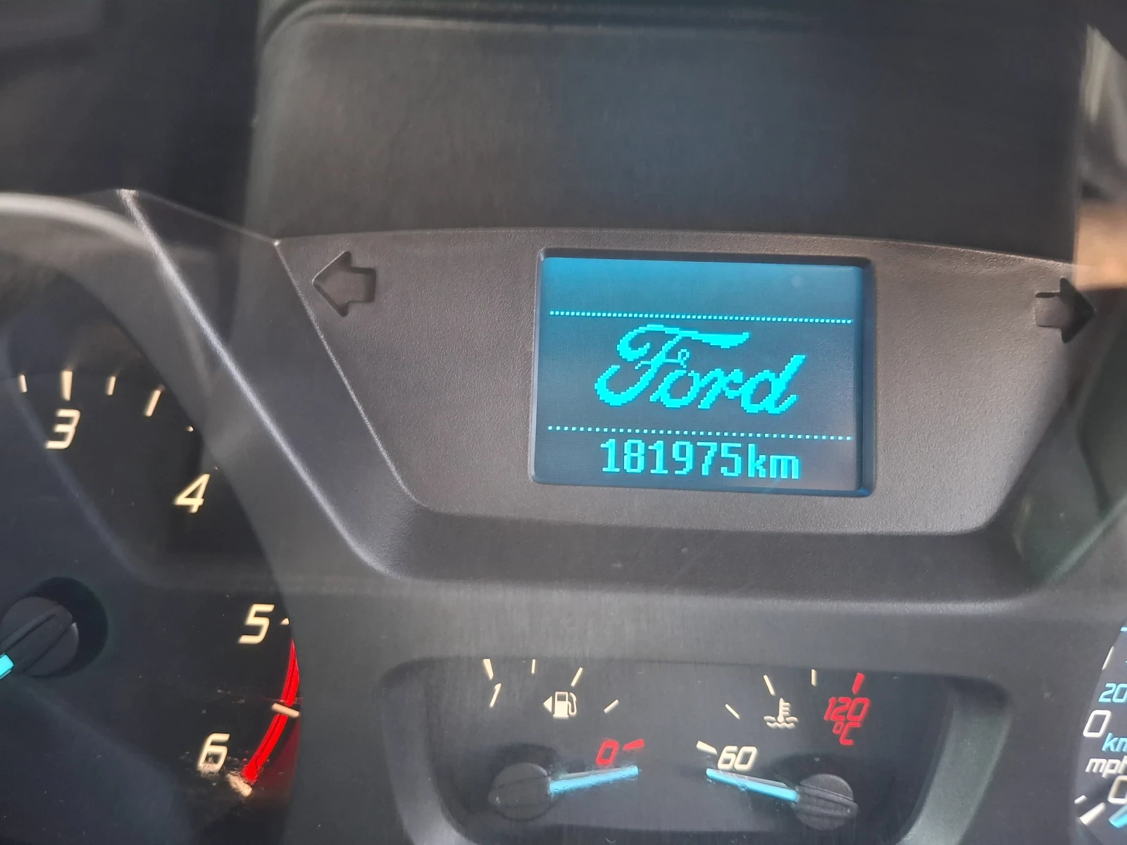 Ford Tourneo Custom titanium , снимка 5 - Бусове и автобуси - 54239206