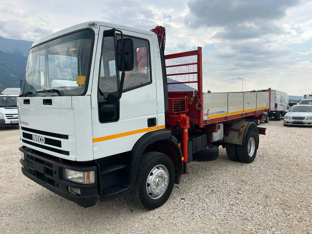 Iveco Eurocargo 120Е18 - ПЕРФЕКТЕН - ТРИСТРАНЕН САМОСВАЛ С КРАН  - изображение 2