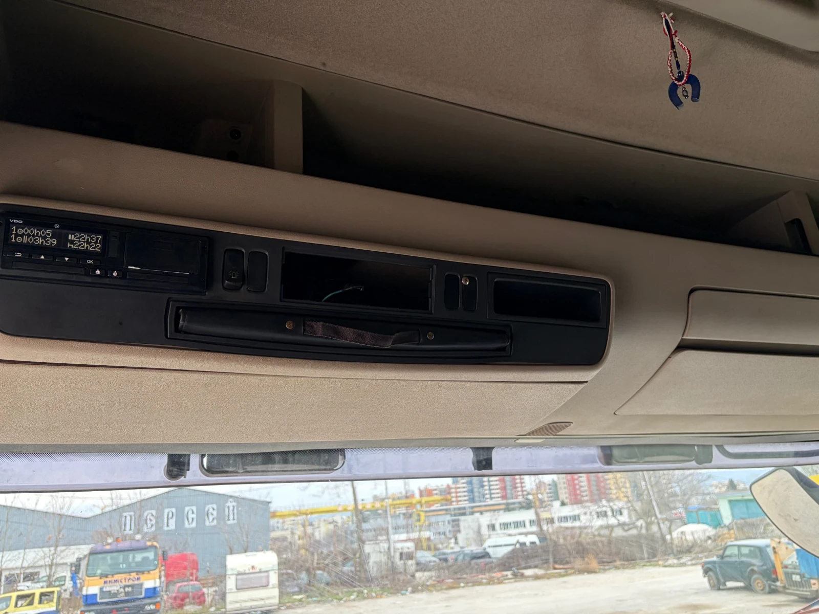 Scania R 560 V8 КОМПОЗИЦИЯ, снимка 6 - Камиони - 53909634