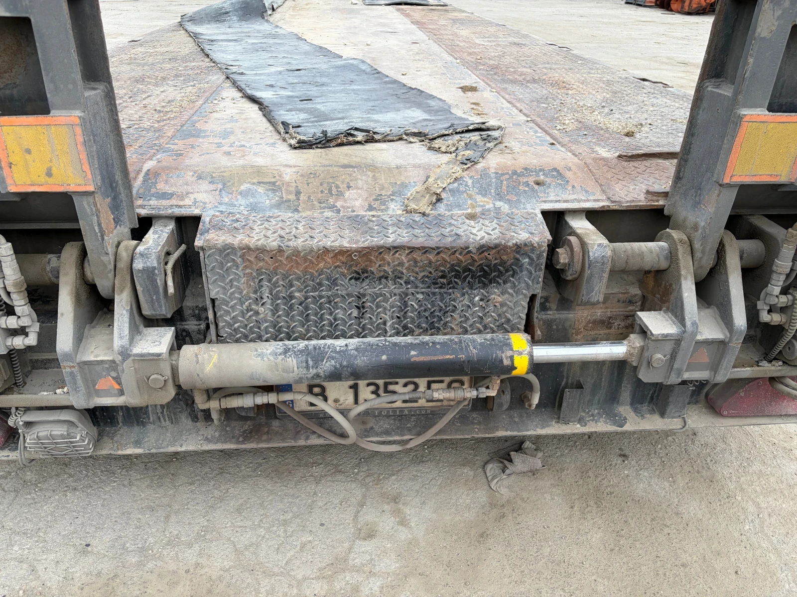 Scania R 560 V8 КОМПОЗИЦИЯ, снимка 13 - Камиони - 53909634