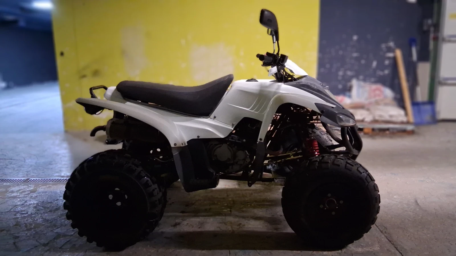 Dinli Centhor 400кубика нов внос, снимка 4 - Мотоциклети и мототехника - 53976523