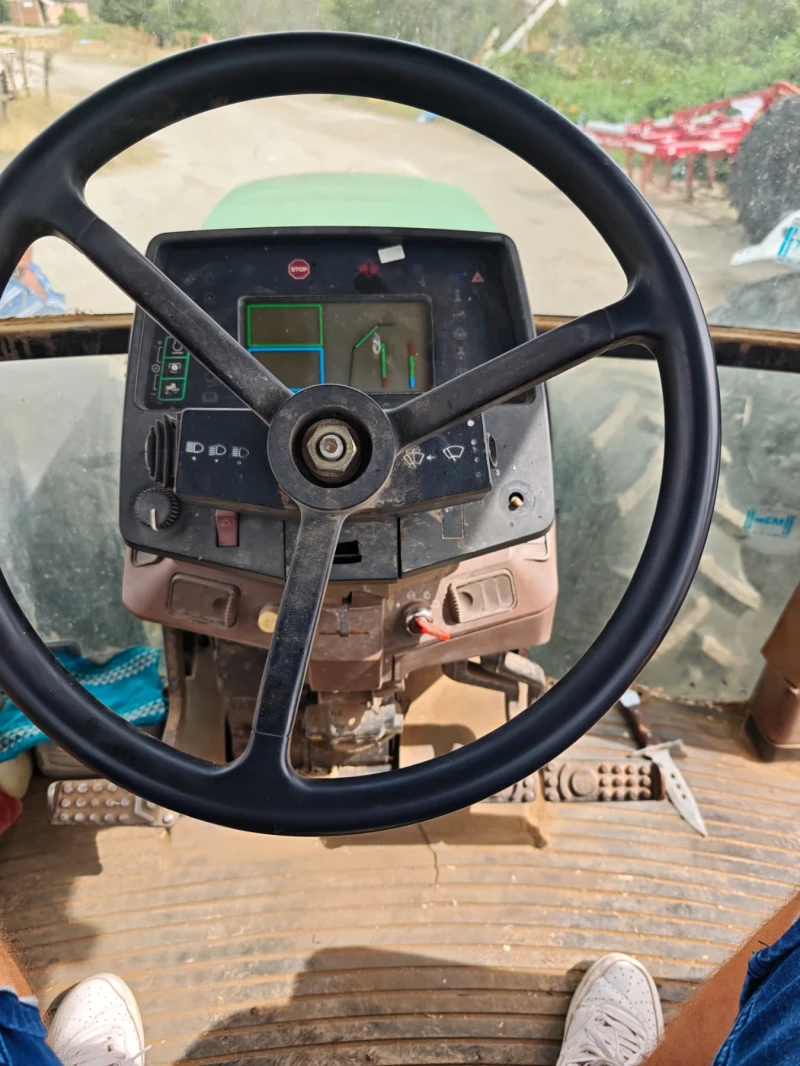 Трактор John Deere 7800, снимка 9 - Селскостопанска техника - 52322341