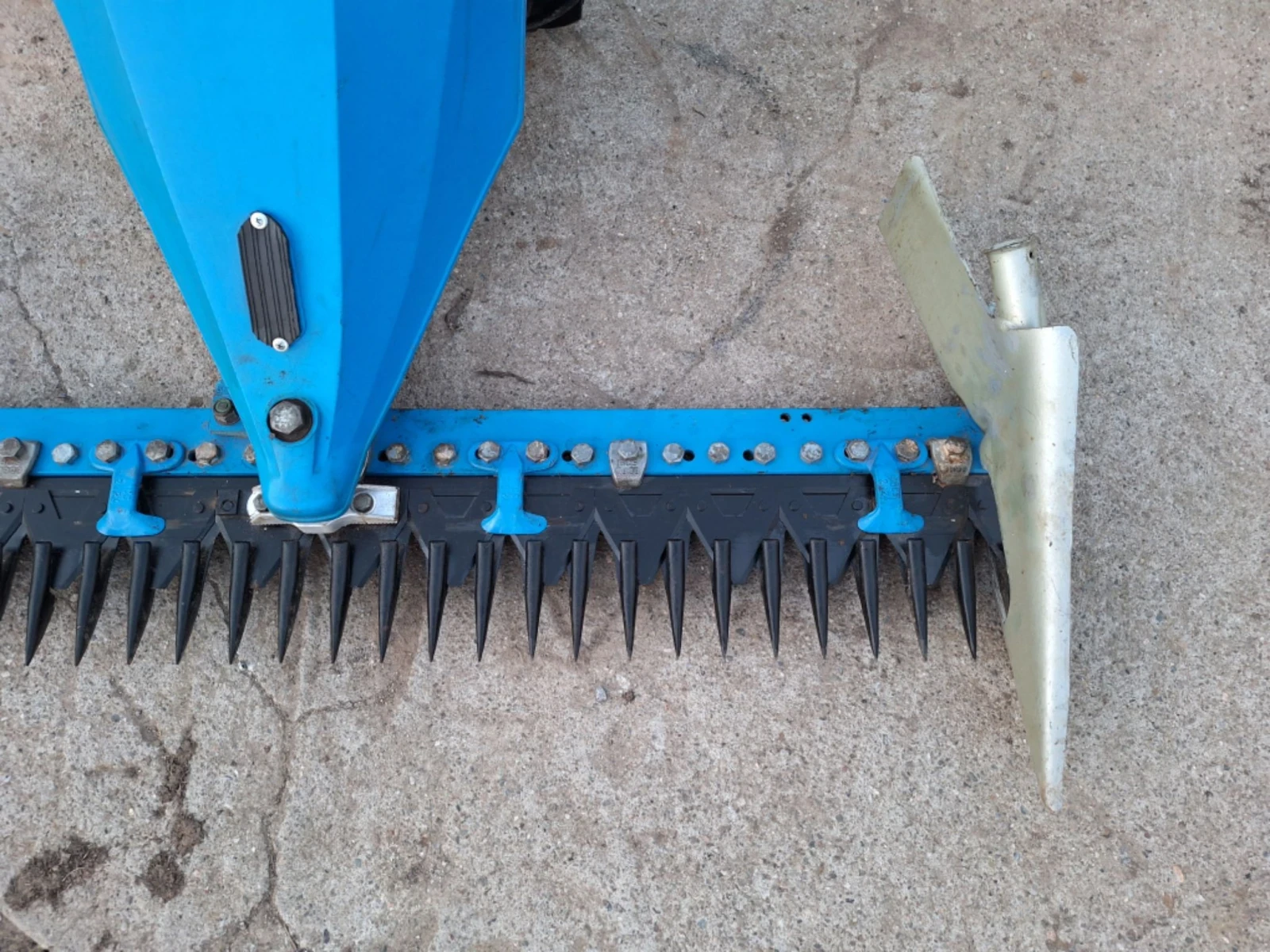 Сенокосачка BCS  Палцова косачка дизел BCS двуколка12к.с.. , снимка 3 - Селскостопанска техника - 14172361