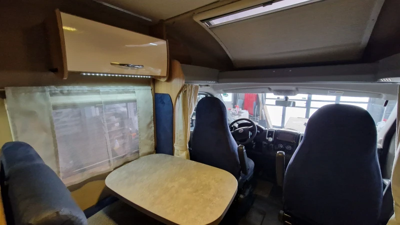 Кемпер Challenger Genessis 150 ps AUTOMAT, снимка 10 - Каравани и кемпери - 53169388