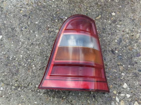        Mercedes-Benz A160 2000. 
