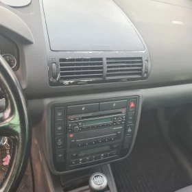 Seat Alhambra 1.9 tdi, снимка 13