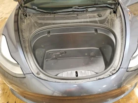 Tesla Model 3, снимка 11