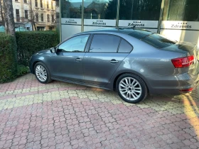 VW Jetta Седан газова уредба, снимка 8