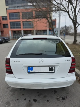 Mercedes-Benz C 220, снимка 4