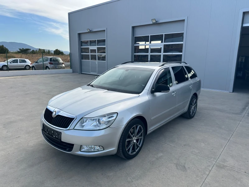 Skoda Octavia 2.0TDI-6ск.Ксенон-Нави-Автопилот , снимка 2 - Автомобили и джипове - 47306134