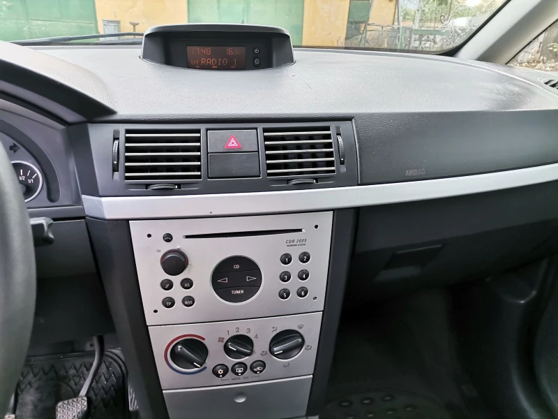 Opel Meriva Бензинов , снимка 10 - Автомобили и джипове - 47473075