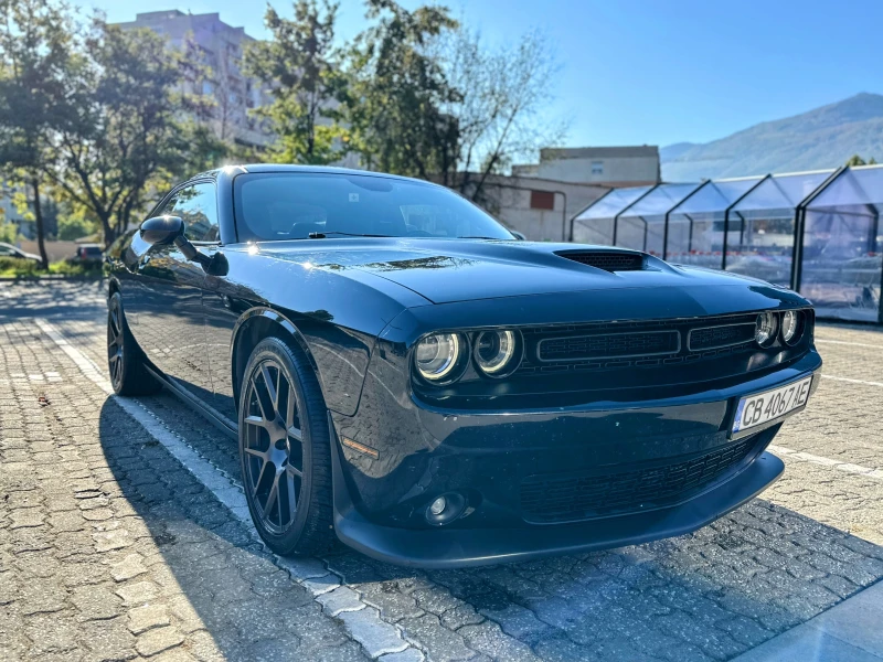 Dodge Challenger R/T, снимка 1 - Автомобили и джипове - 47862250