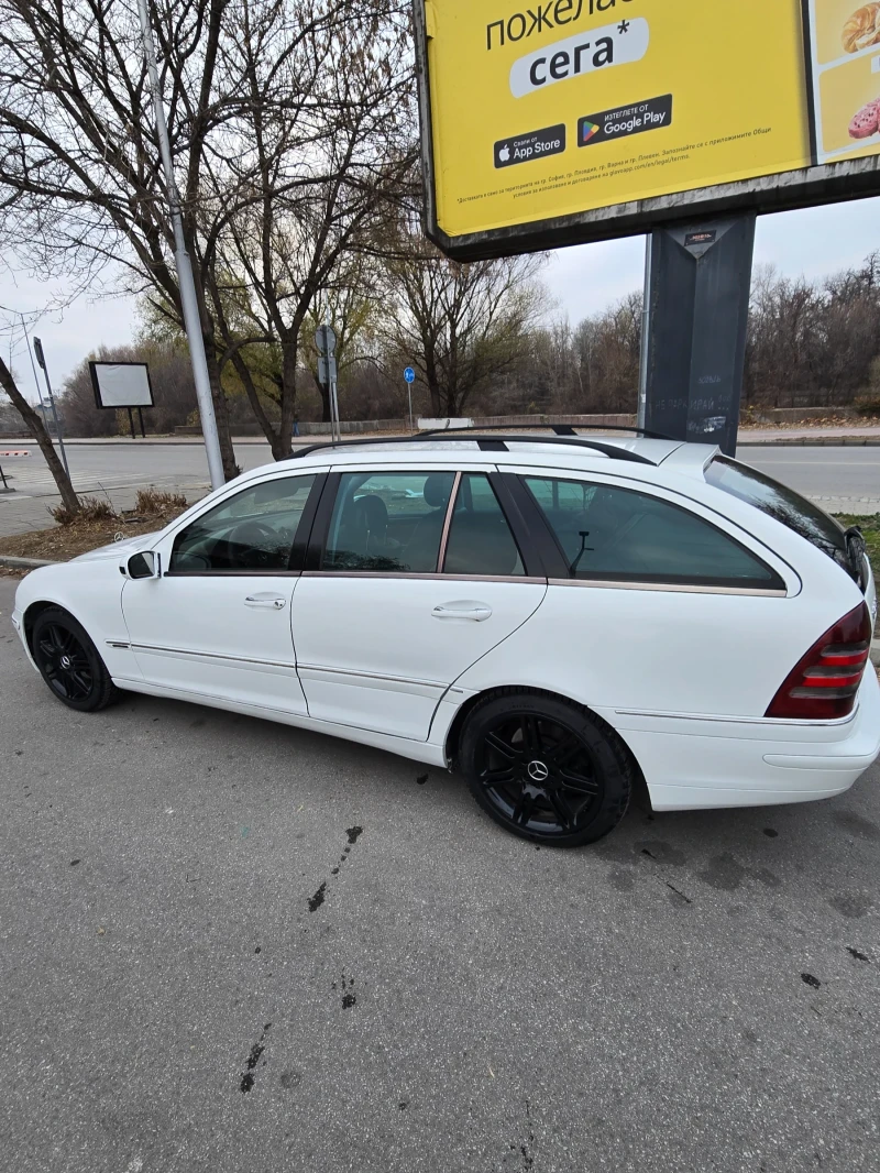 Mercedes-Benz C 220, снимка 2 - Автомобили и джипове - 48352087