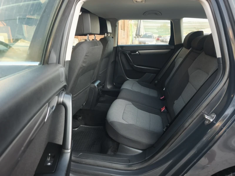 VW Passat 1.4tsi-150к.с Лизинг Автоматик Парктроник , снимка 12 - Автомобили и джипове - 51233820