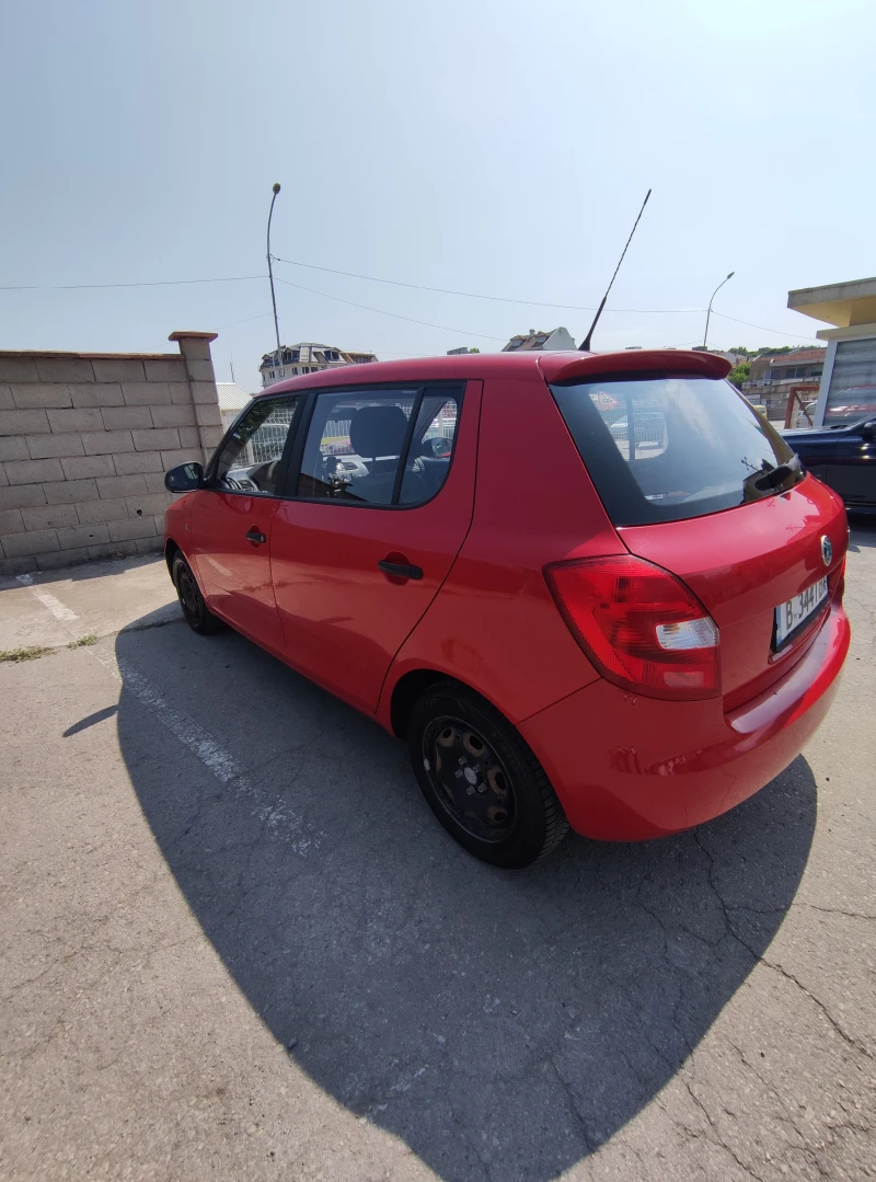 Skoda Fabia 1.2HTP, снимка 5 - Автомобили и джипове - 52126493