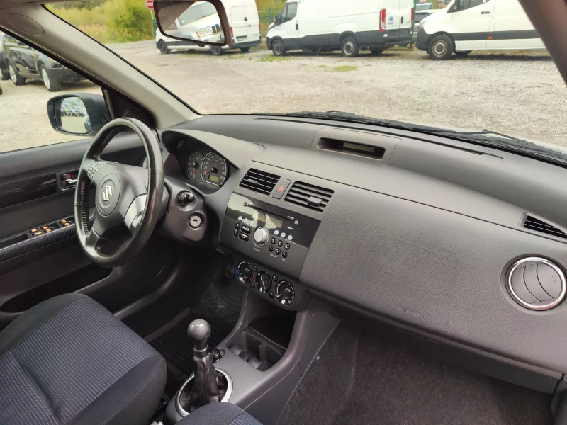 Suzuki Swift 1.3. 4#4 клима, снимка 9 - Автомобили и джипове - 51884384