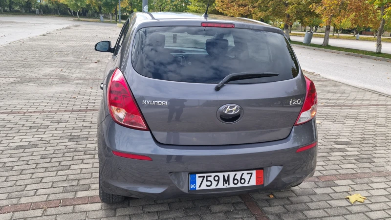 Hyundai I20 Хечбег, снимка 4 - Автомобили и джипове - 52502398