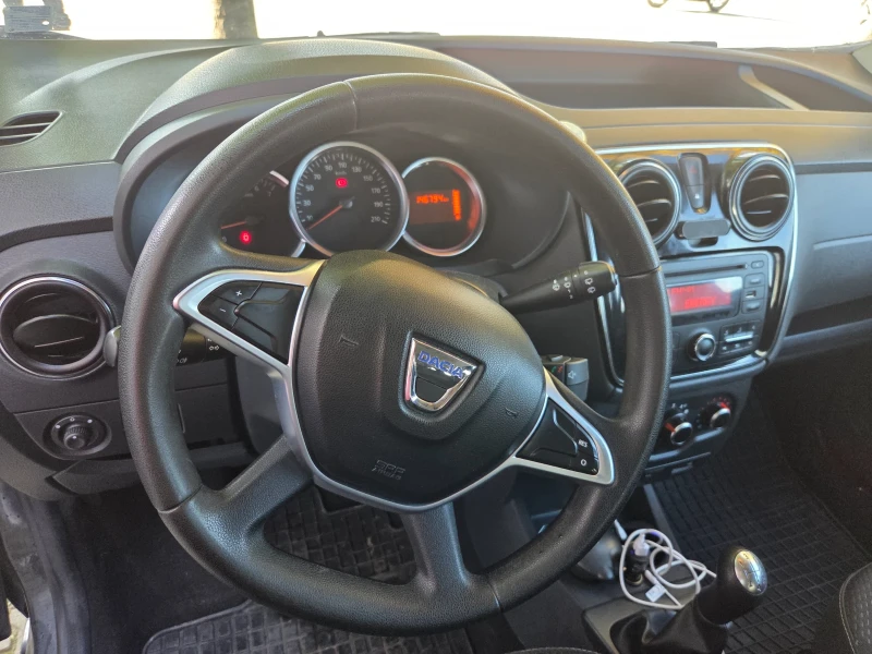 Dacia Dokker, снимка 3 - Автомобили и джипове - 52525306
