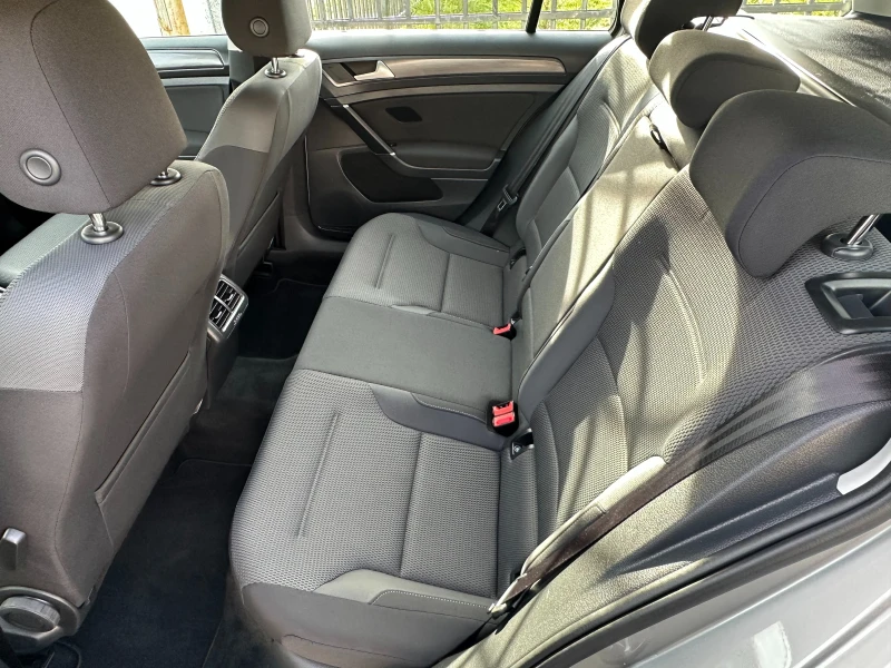 VW Golf 1.6TDi-7.5-FACELIFТ-AUTOMAT-LED-PDC-116k.s.-EURO6B, снимка 11 - Автомобили и джипове - 52743852