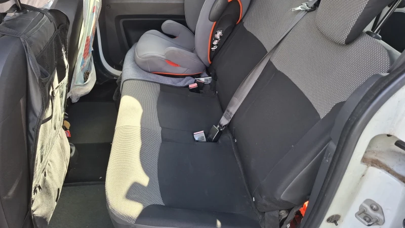 Dacia Dokker Бензин/Газ, снимка 10 - Автомобили и джипове - 53524545