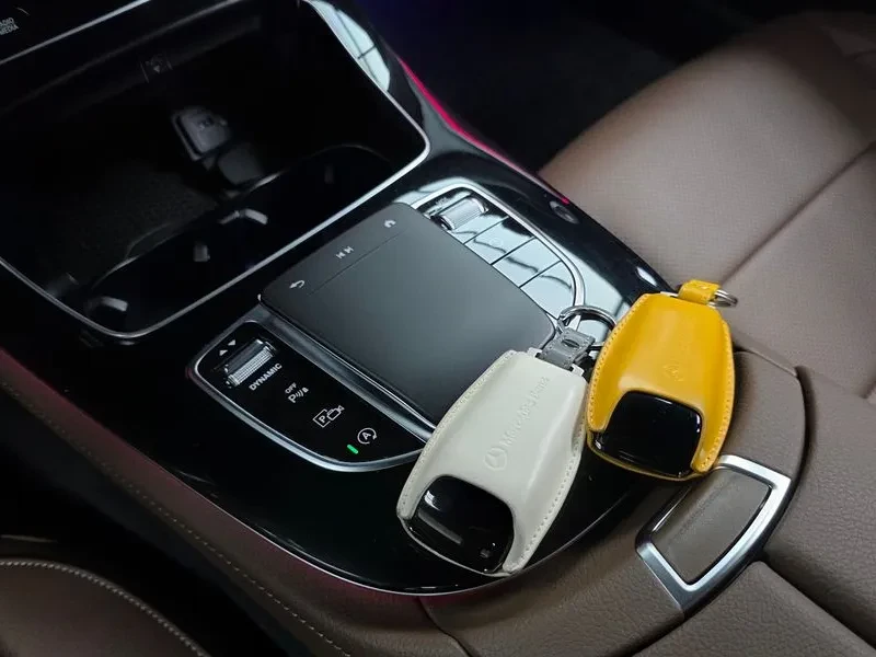 Mercedes-Benz E 250 W213 Avantgarde, снимка 16 - Автомобили и джипове - 55750259