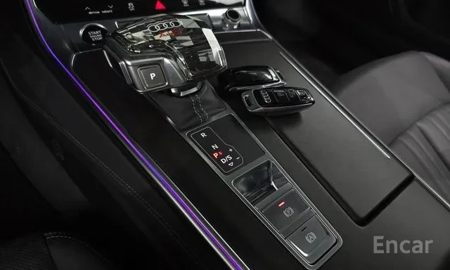 Audi A6 45TDI V6 * S LINE * ОБДУХВАНЕ * HEAD UP * 360, снимка 9 - Автомобили и джипове - 56140673
