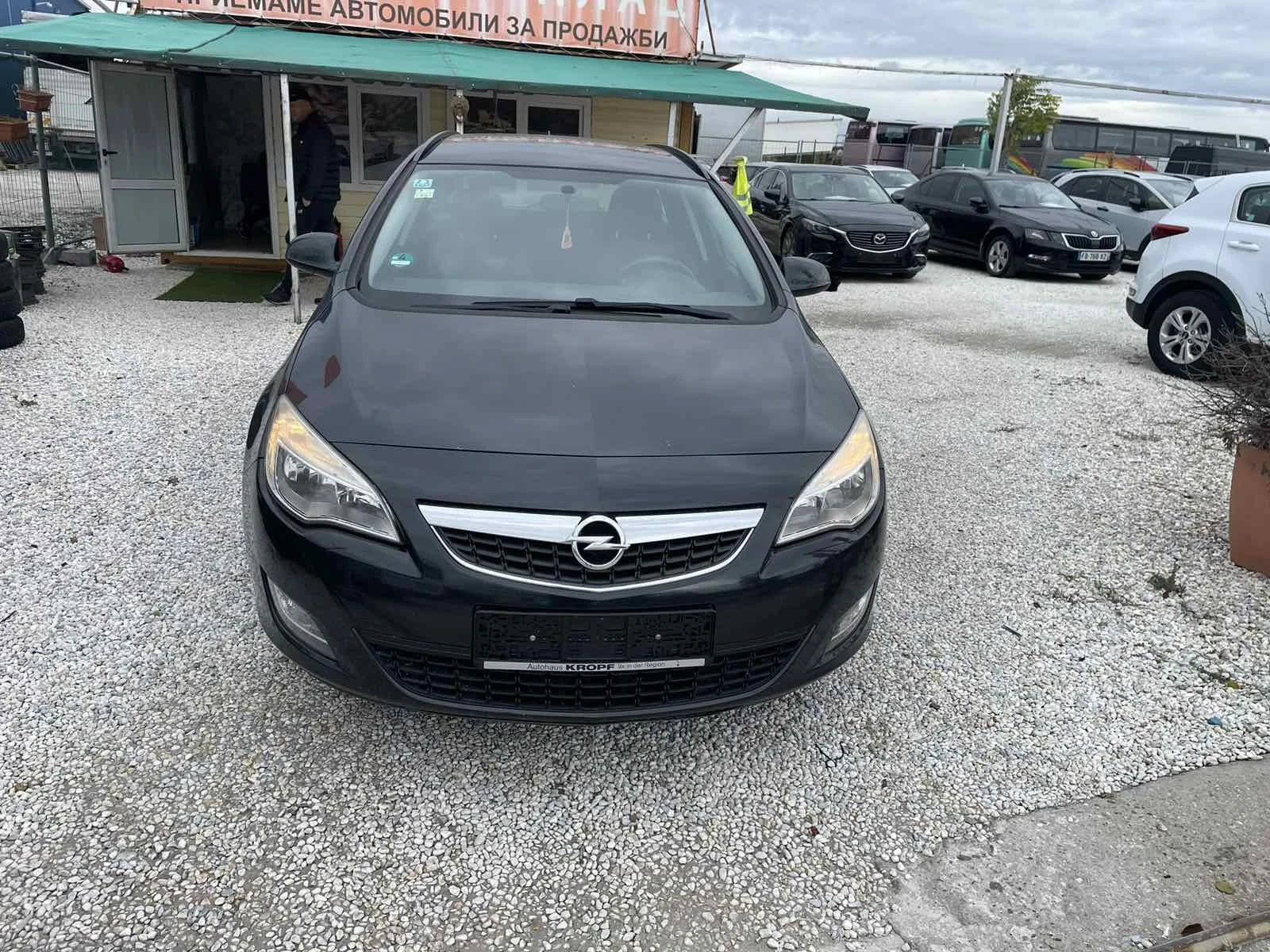 Opel Astra 1.7 перфектен, снимка 1