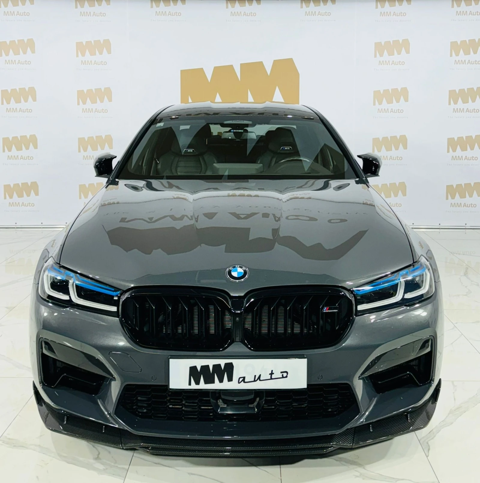 BMW M5 Competition / Akrapovič / Caron collector  - изображение 4