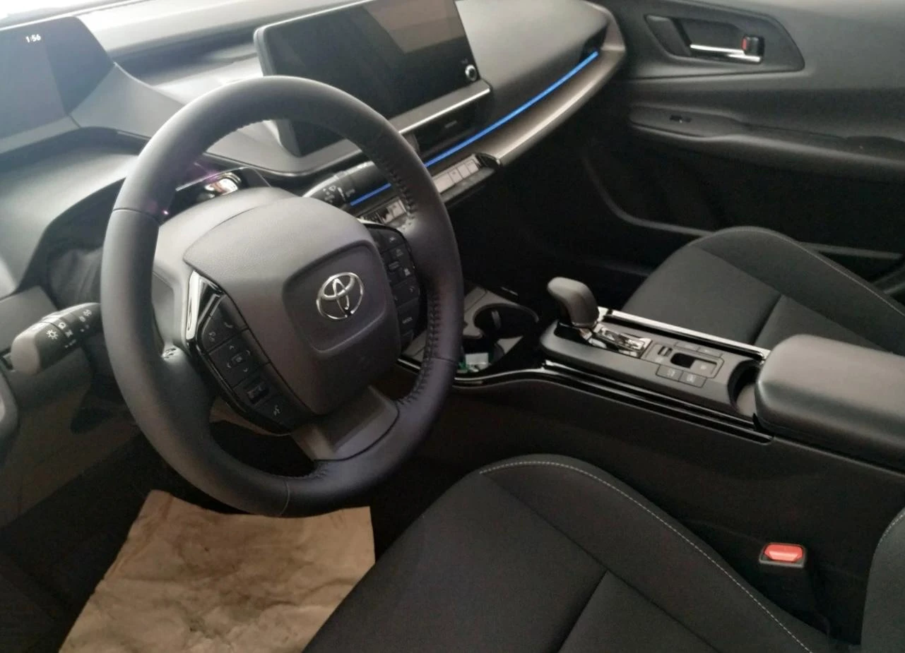 Toyota Prius Без коментар/Базова - изображение 4