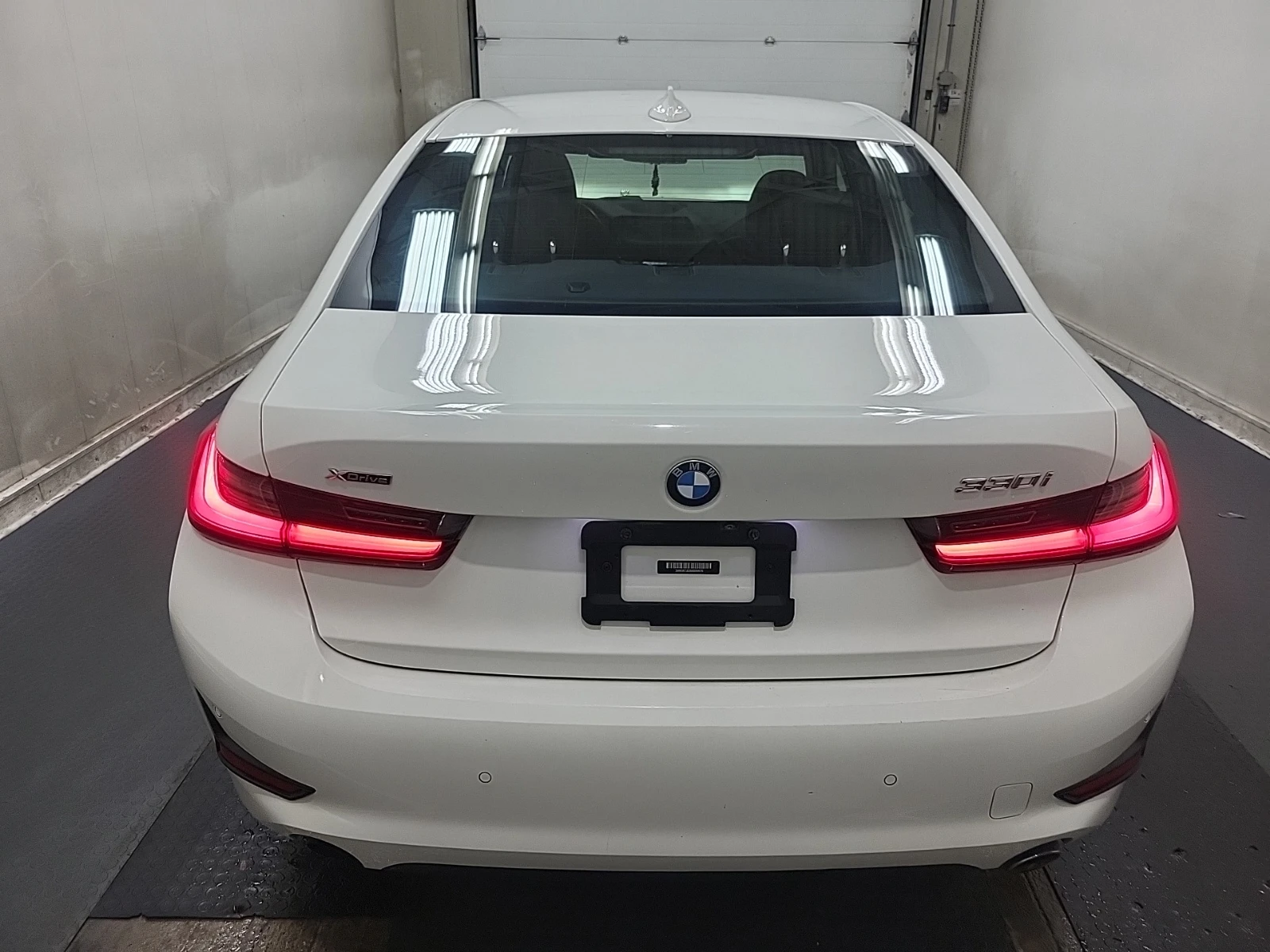 BMW 330 * CARFAX* АВТОФИНАНСИРАНЕ БЕЗ ПЪРВОНАЧАЛНА ВНОСКА! - изображение 6