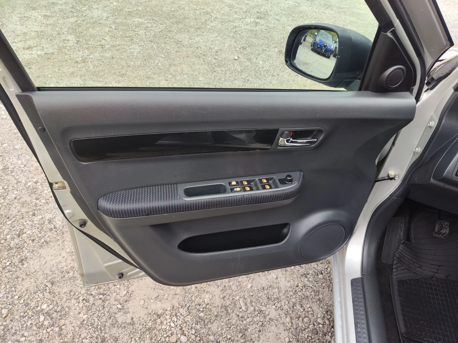Suzuki Swift 1.3. 4#4 клима | Mobile.bg — изображение 12