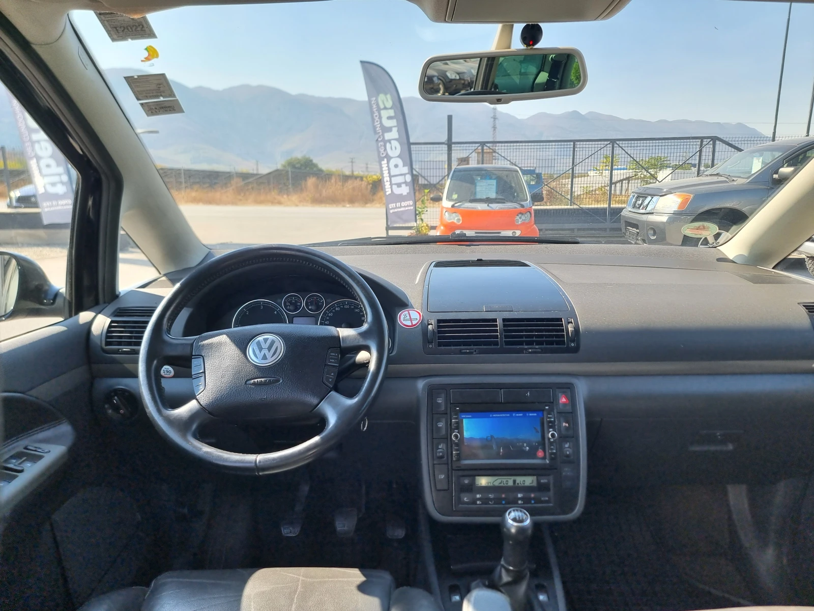 VW Sharan 2.0TDI, снимка 12 - Автомобили и джипове - 53154419