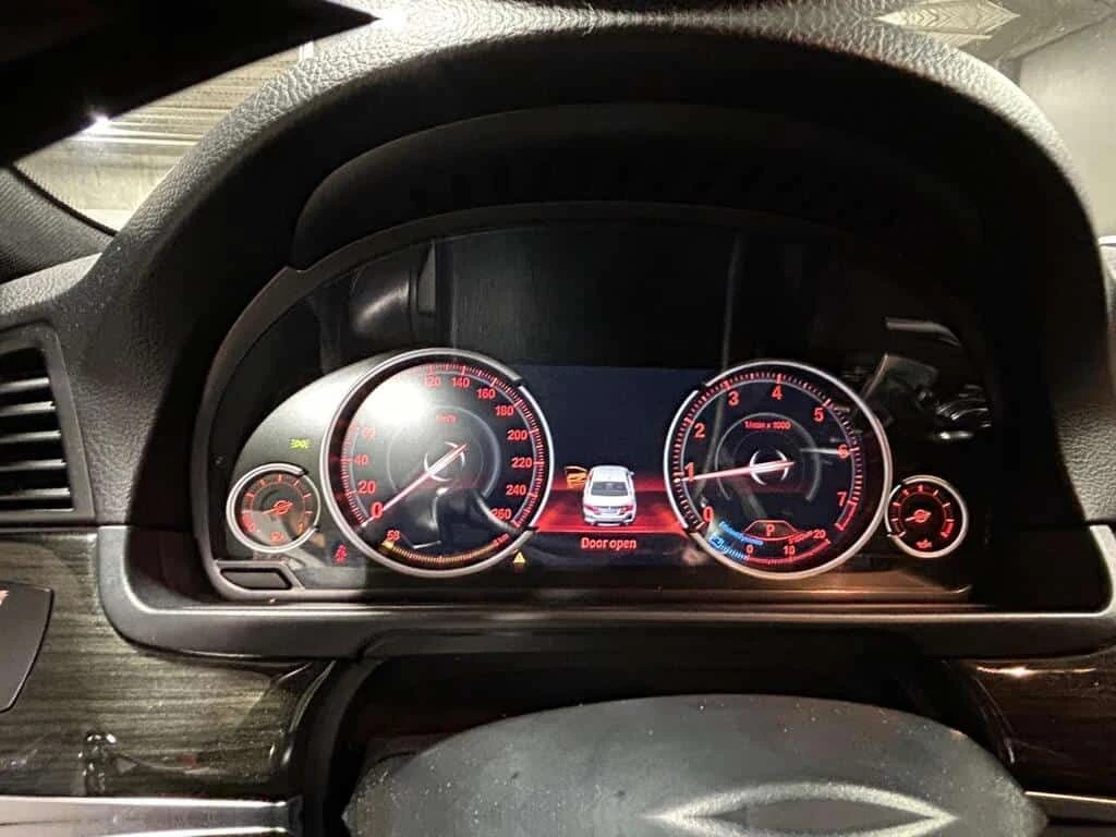 BMW 535 * 535i xDrive AWD | Leather | Sunroof * CARFAX * � | Mobile.bg � ����������� 14