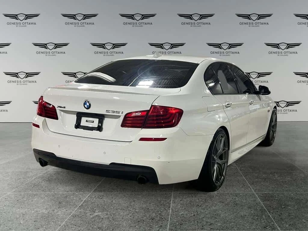 BMW 535 * 535i xDrive AWD | Leather | Sunroof * CARFAX * Ц - изображение 6