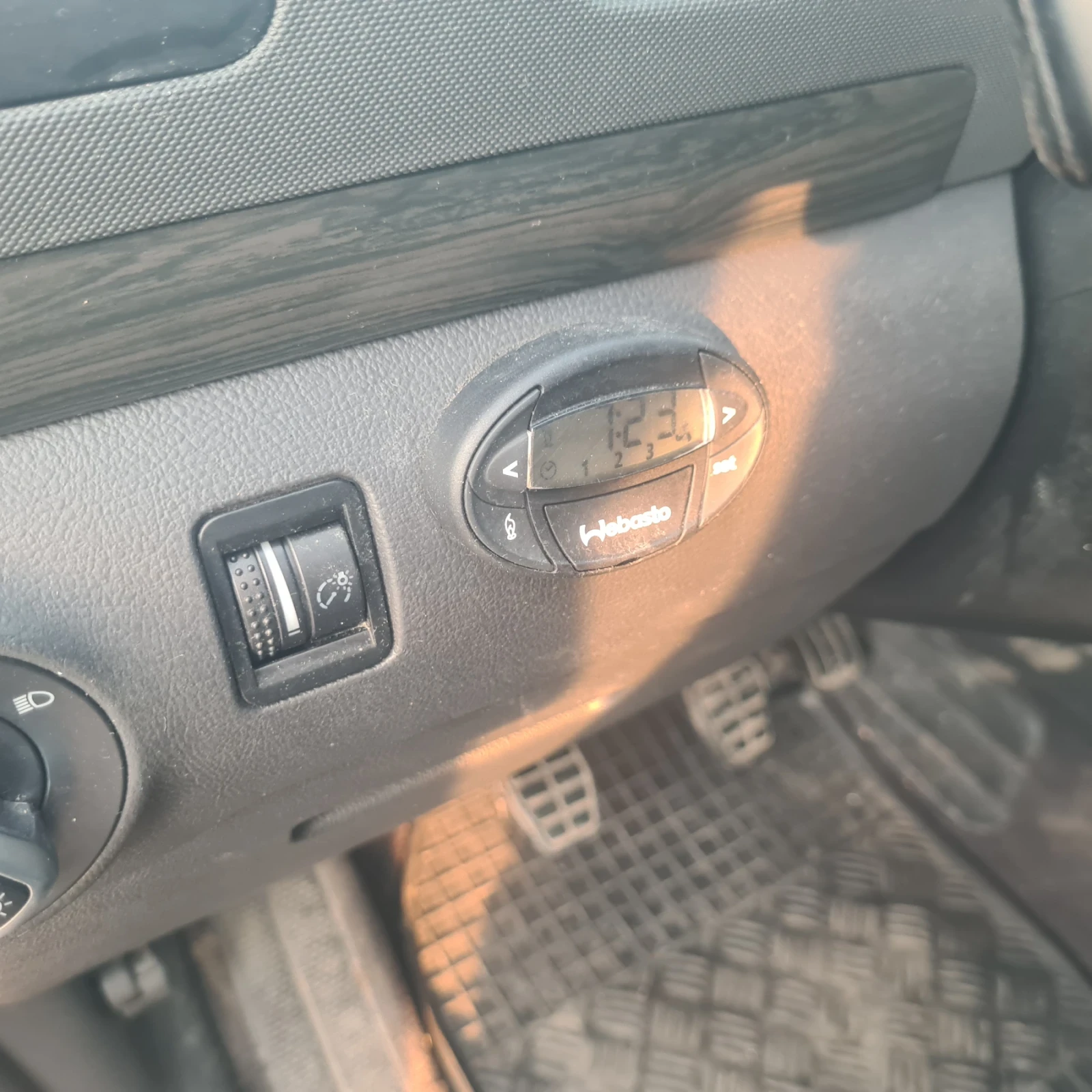 Seat Alhambra 1.9 tdi, снимка 11 - Автомобили и джипове - 53992432