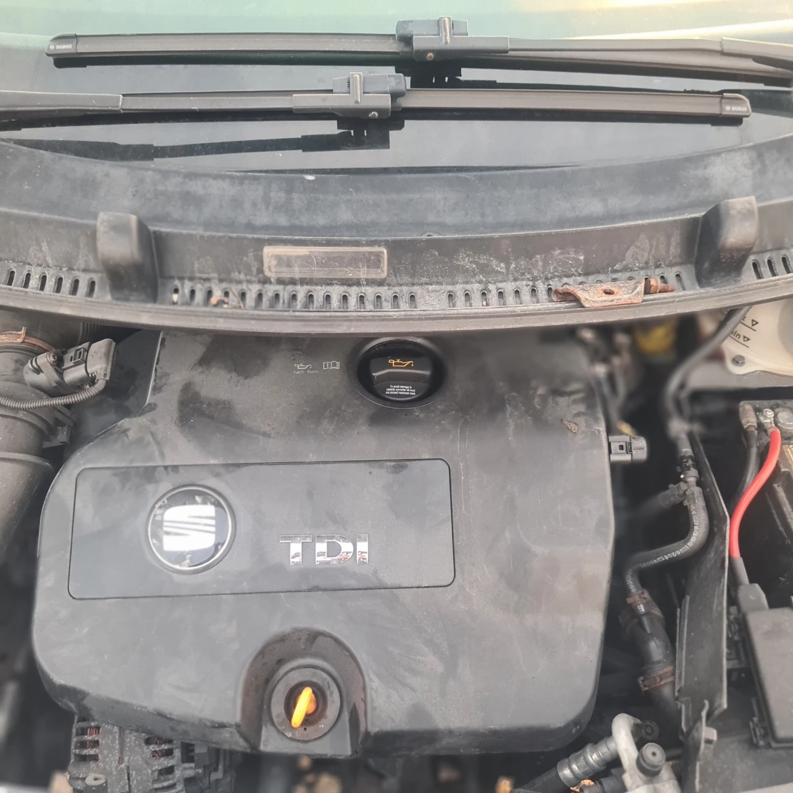 Seat Alhambra 1.9 tdi, снимка 17 - Автомобили и джипове - 53992432