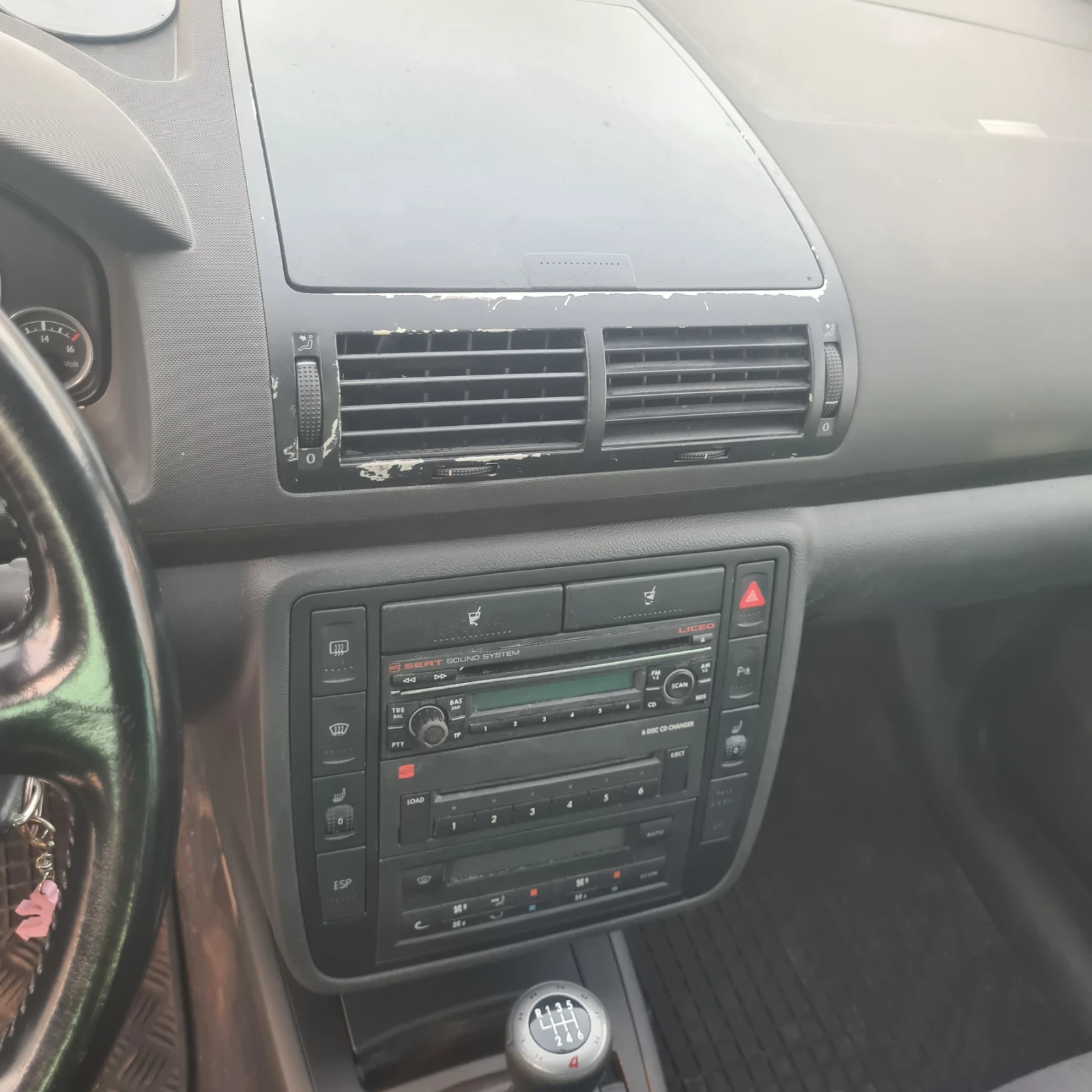 Seat Alhambra 1.9 tdi, снимка 13 - Автомобили и джипове - 53992432