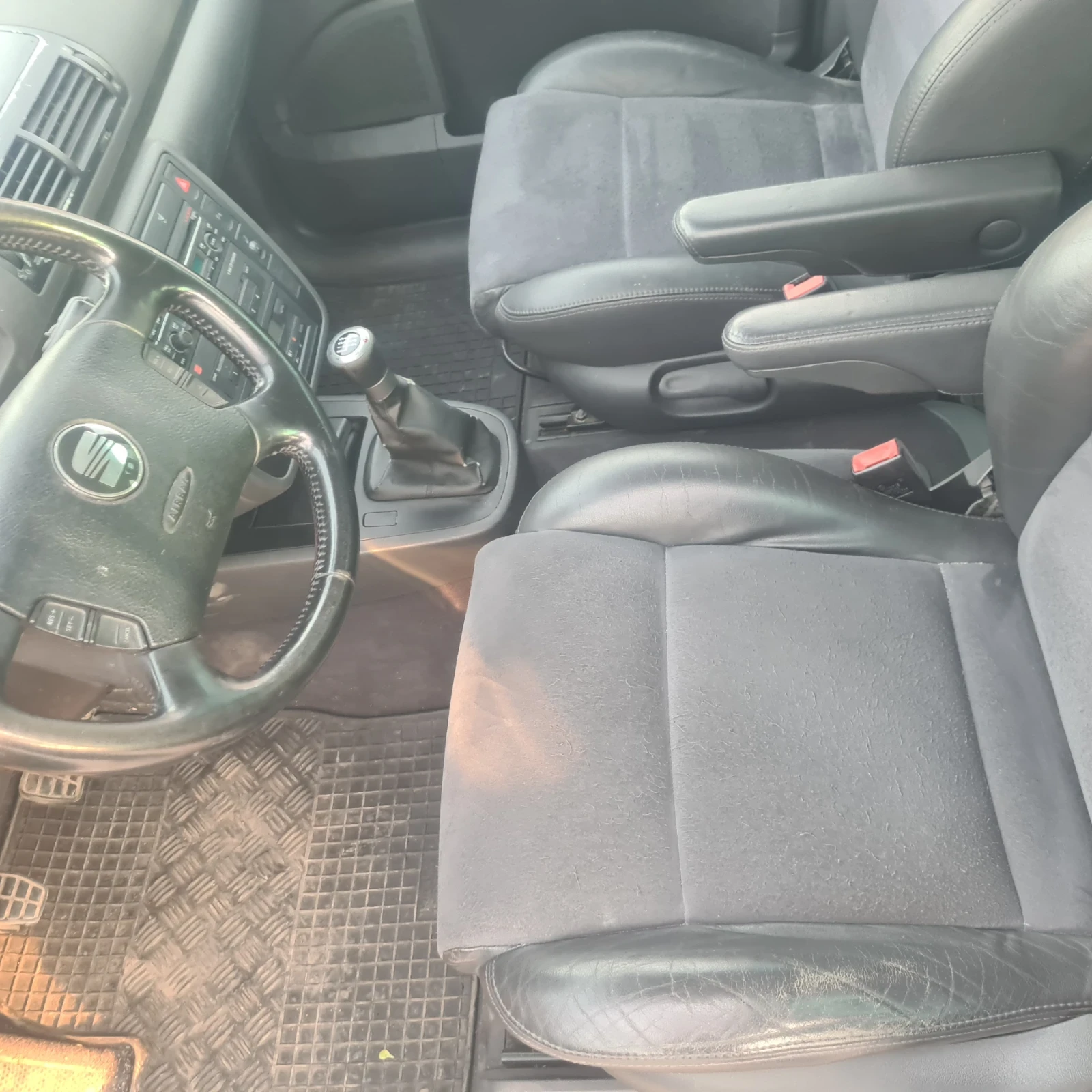 Seat Alhambra 1.9 tdi, снимка 10 - Автомобили и джипове - 53992432