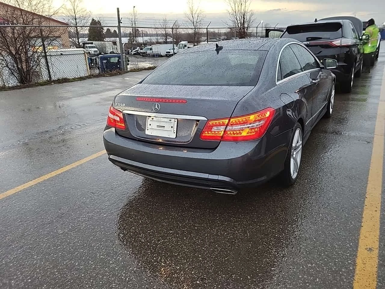 Mercedes-Benz E 55 * 550 * CARFAX * БЕЗ ПЪРВОНАЧАЛНА ВНОСКА, снимка 3 - Автомобили и джипове - 54133517