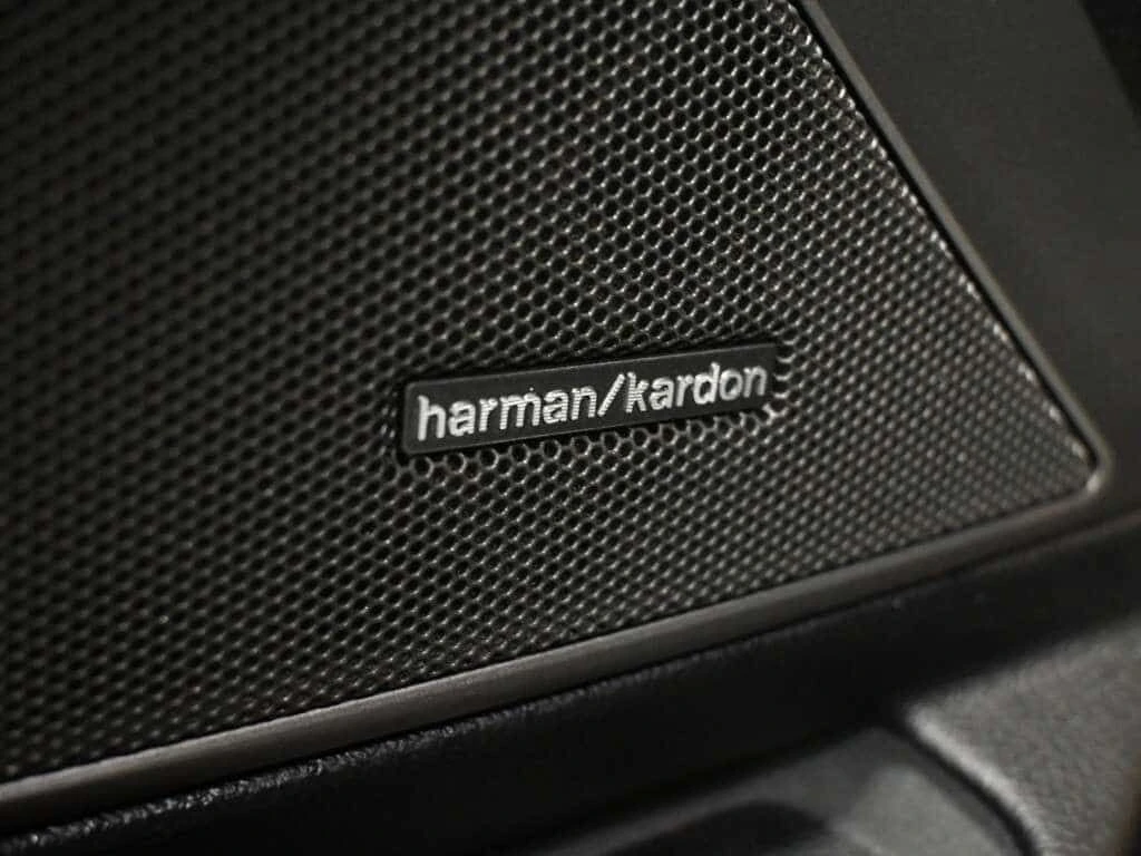 BMW 330 * xDrive * CARFAX * ���� �� �� | Mobile.bg � ����������� 17