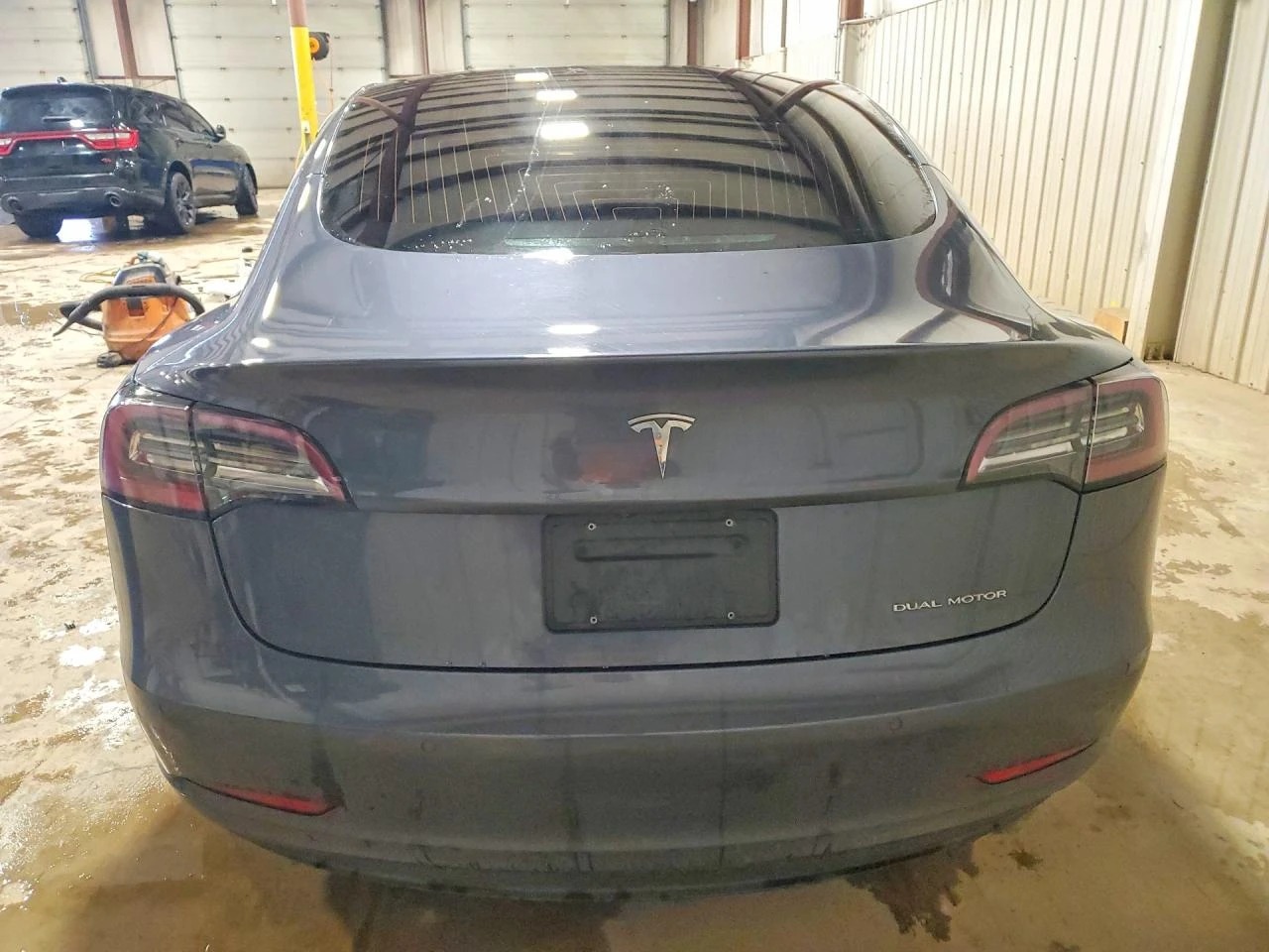 Tesla Model 3, снимка 6 - Автомобили и джипове - 54273307