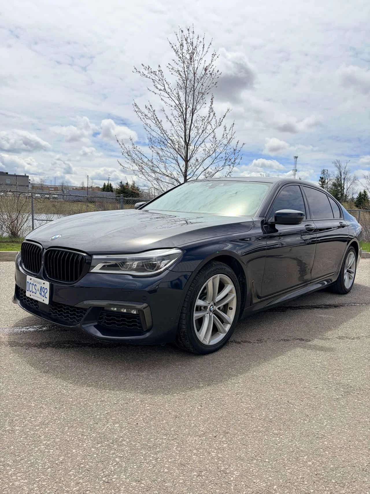 BMW 750 LONG * МАСАЖИ* ДИСТРОНИК* 360 КАМЕРА* ОБДУХВАНЕ* 