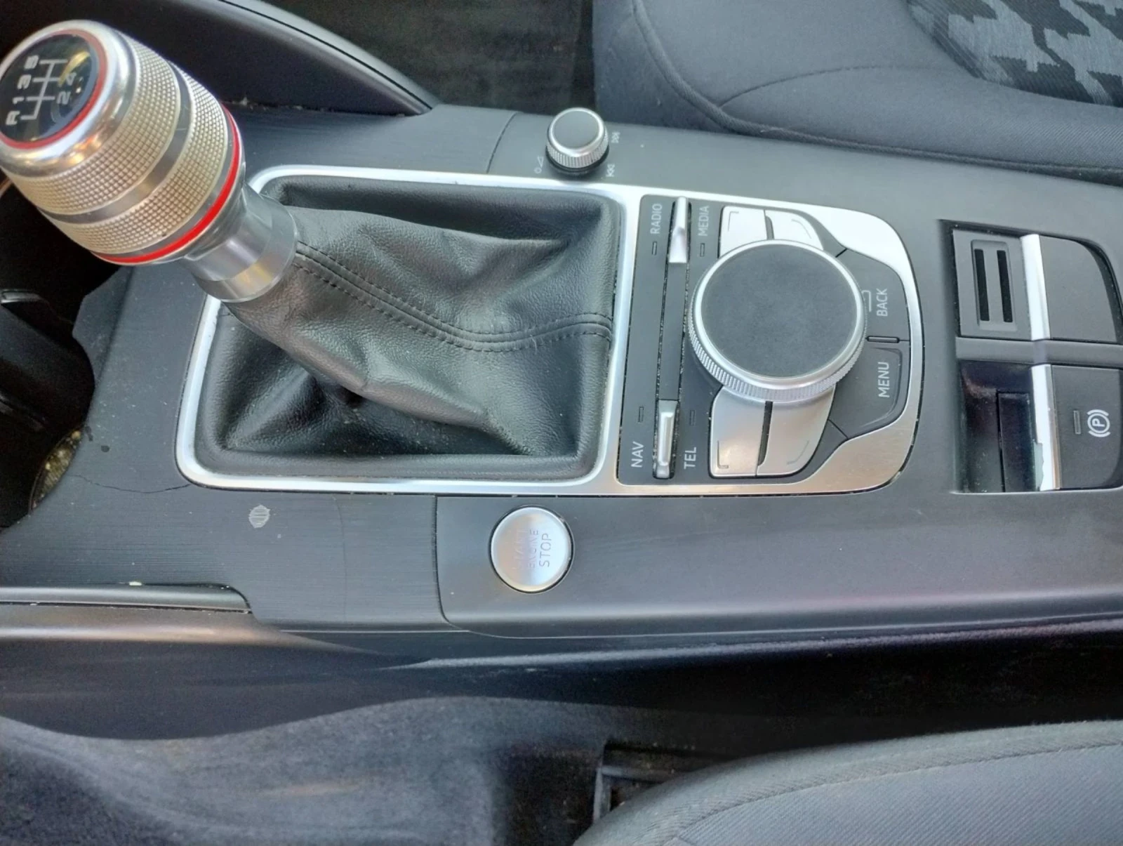 Audi A3 1.6 TDI , снимка 9 - Автомобили и джипове - 54430419