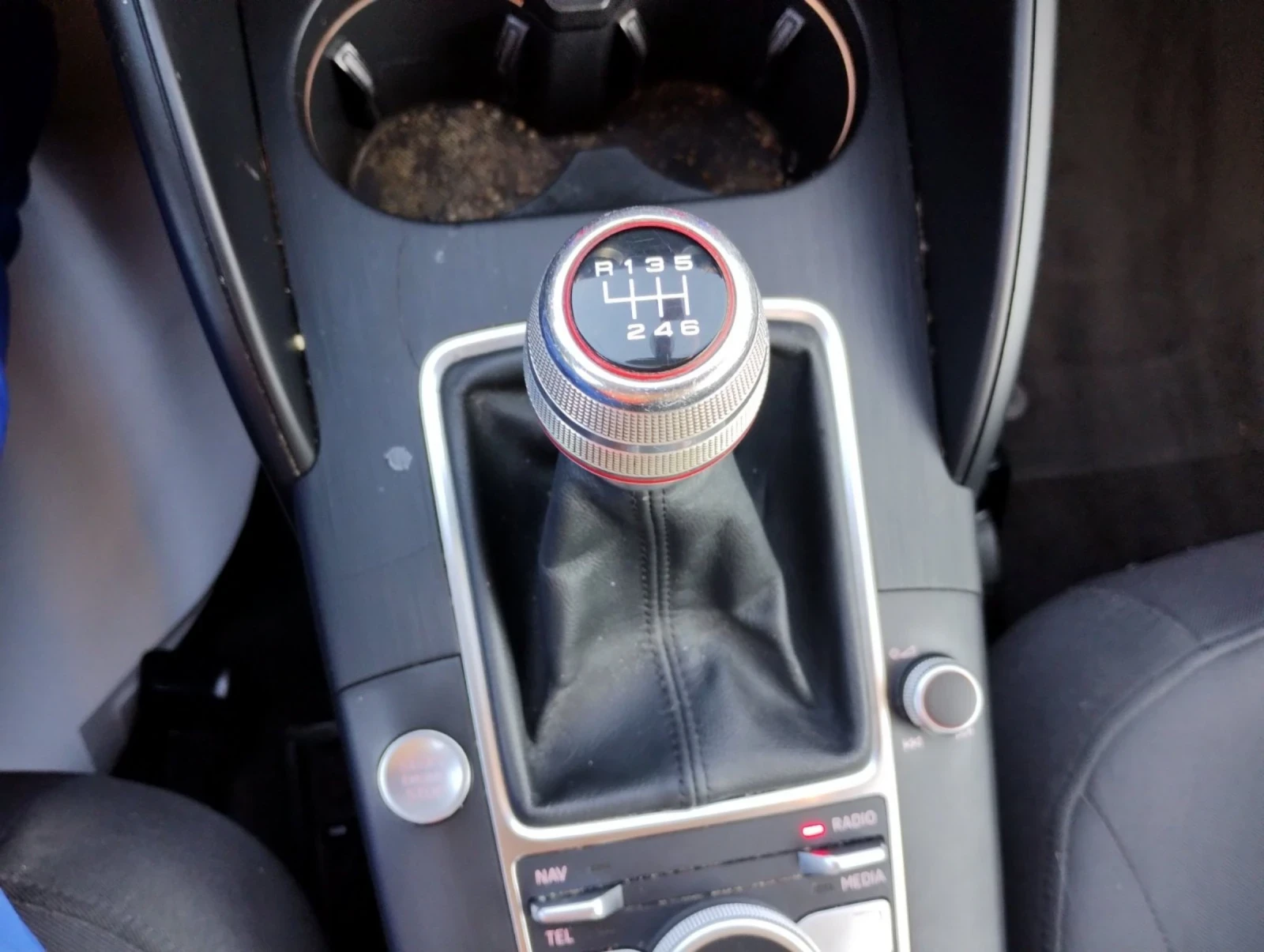 Audi A3 1.6 TDI , снимка 8 - Автомобили и джипове - 54430419