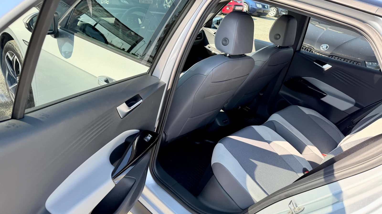 VW ID.3 Pro S 82Kwh Термопомпа, Head-Up, IQ Light, снимка 10 - Автомобили и джипове - 55220194