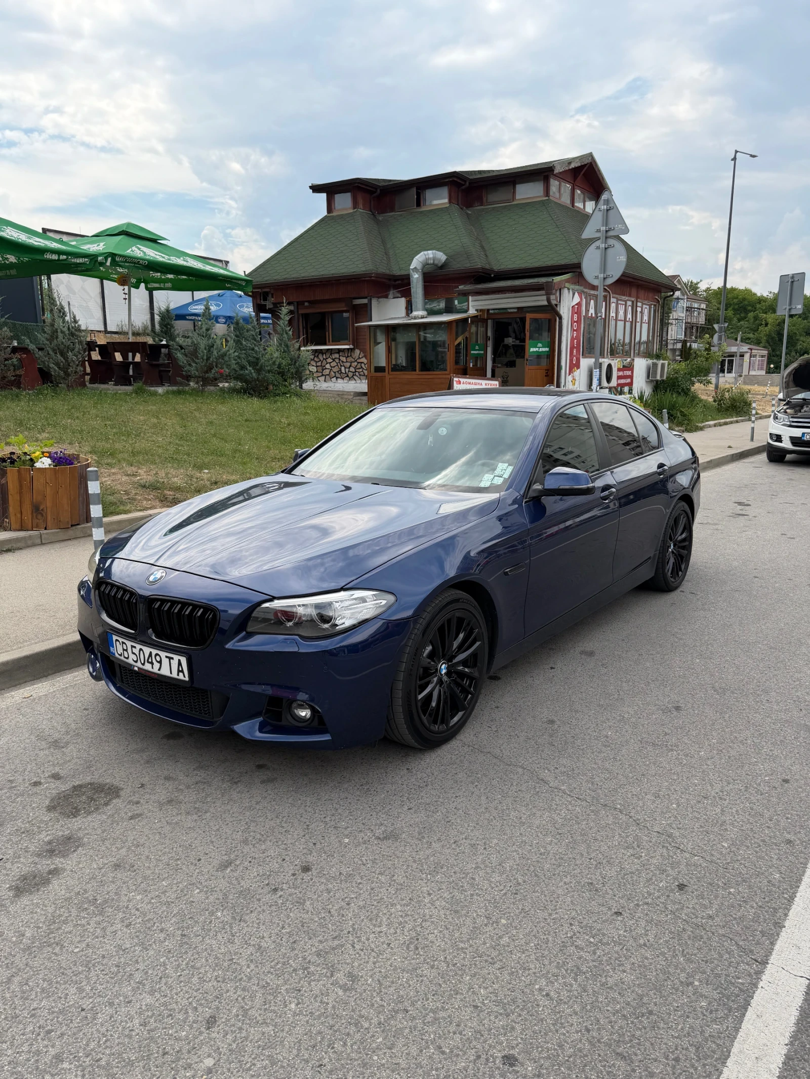 BMW 550 Facelift 96000км, снимка 3 - Автомобили и джипове - 55422152