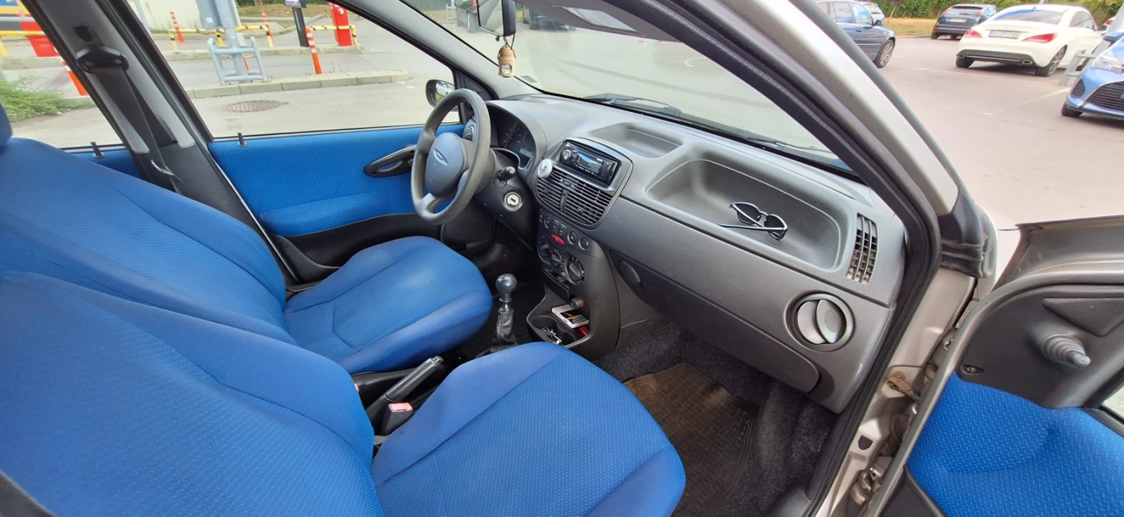Fiat Punto, снимка 8 - Автомобили и джипове - 55471995