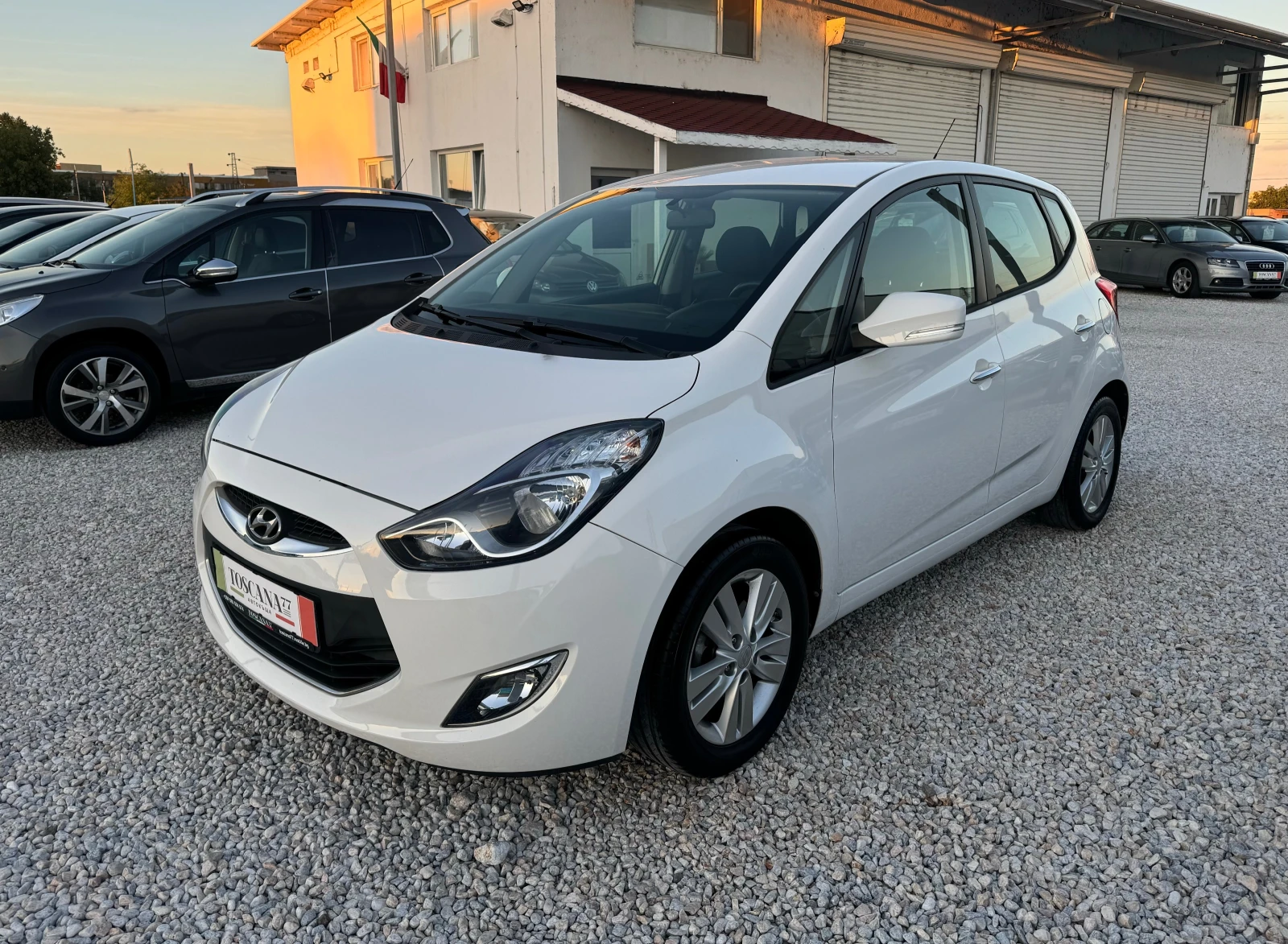 Hyundai Ix20 1.4i* ��� * 90�.�.* ���� * �������� ������� *  | Mobile.bg � ����������� 2