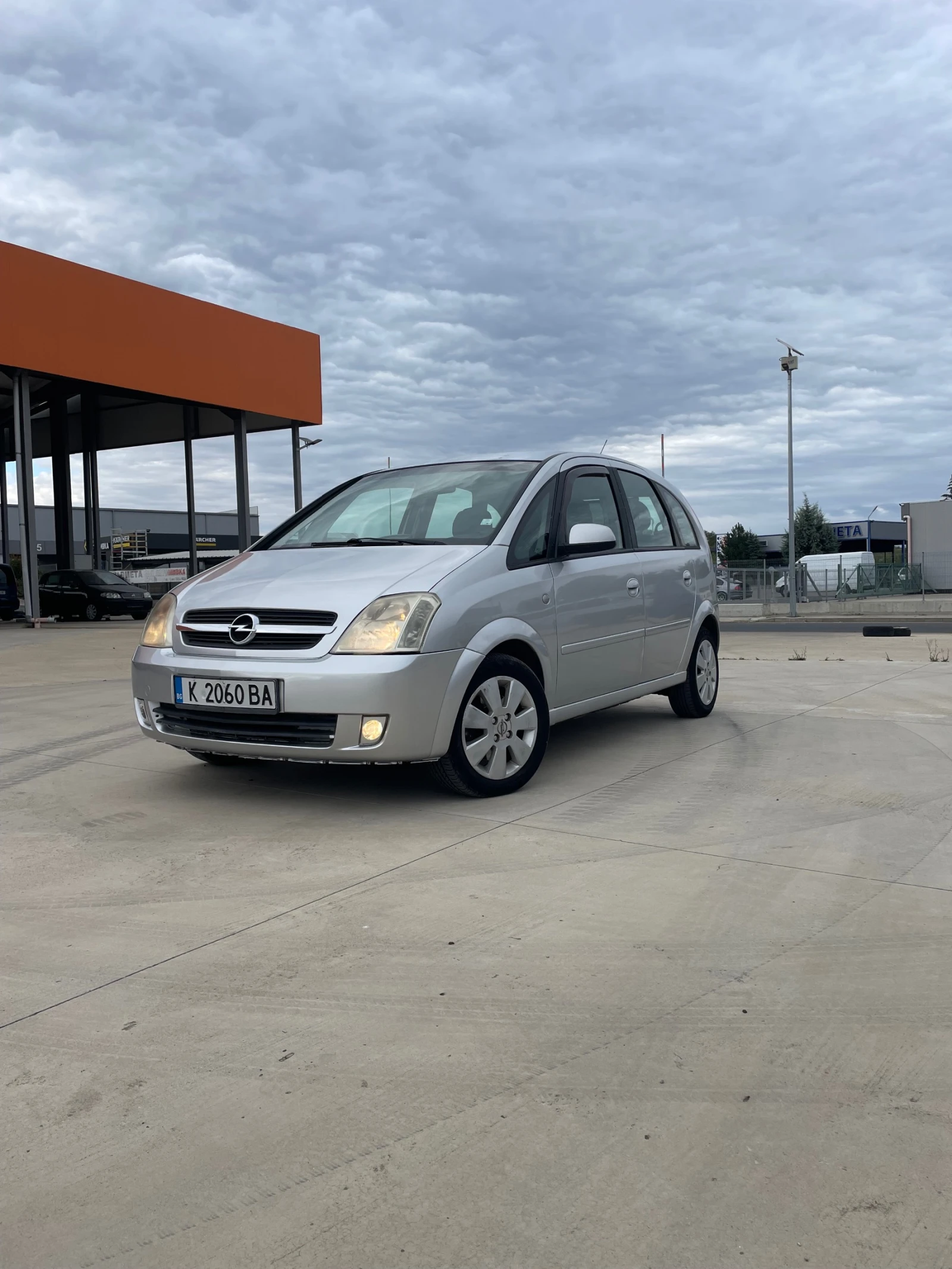 Opel Meriva 1.6 КЛИМАТИК, снимка 5 - Автомобили и джипове - 56200350