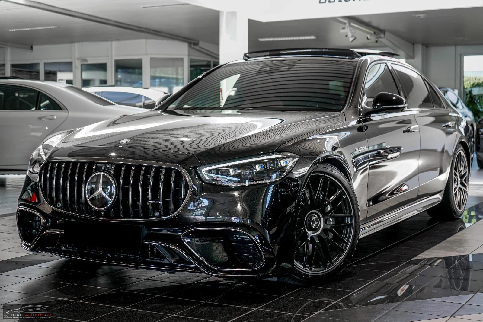 Mercedes-Benz S 63 AMG e LONG/PHEV/802HP/4x4/TV/DESIGNO/PANO/MASSAGE/343h